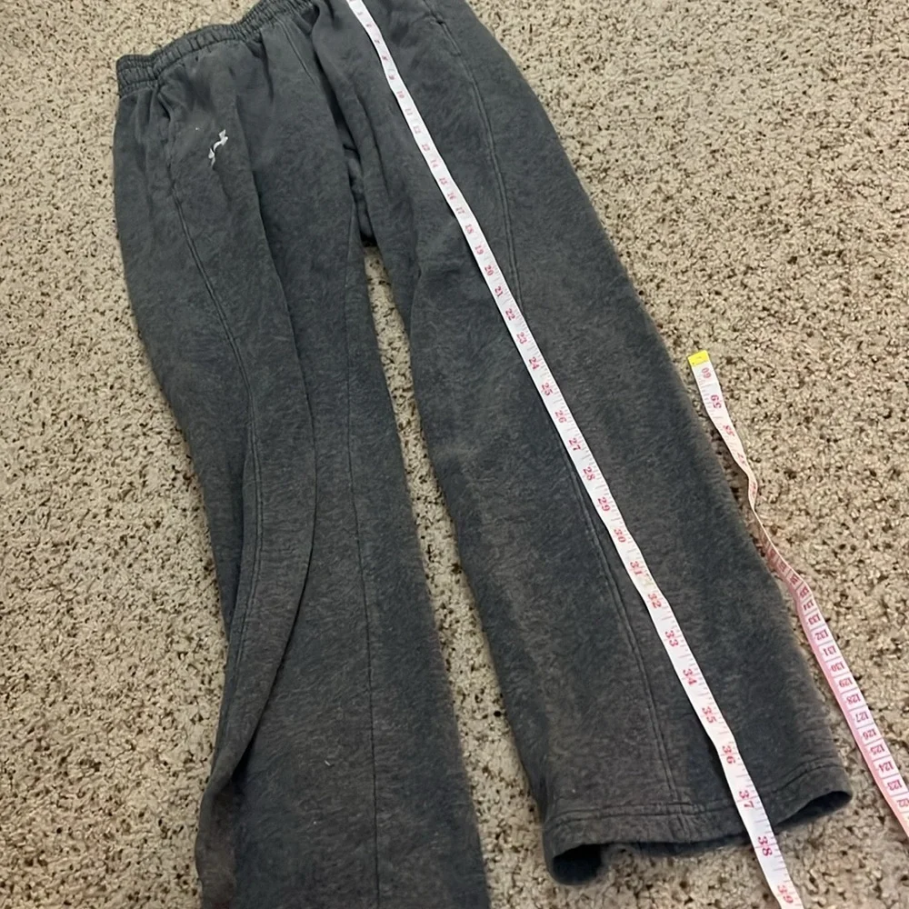 Under Armour Gray Sweatpants Relaxed Fit Joggers